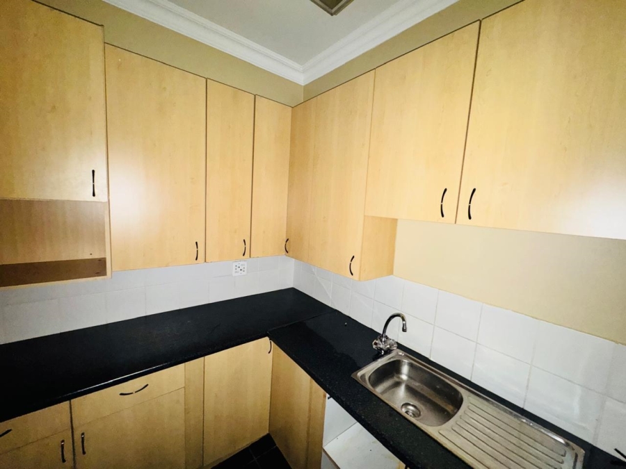 To Let Commercial Property for Rent in Halfway House Gauteng