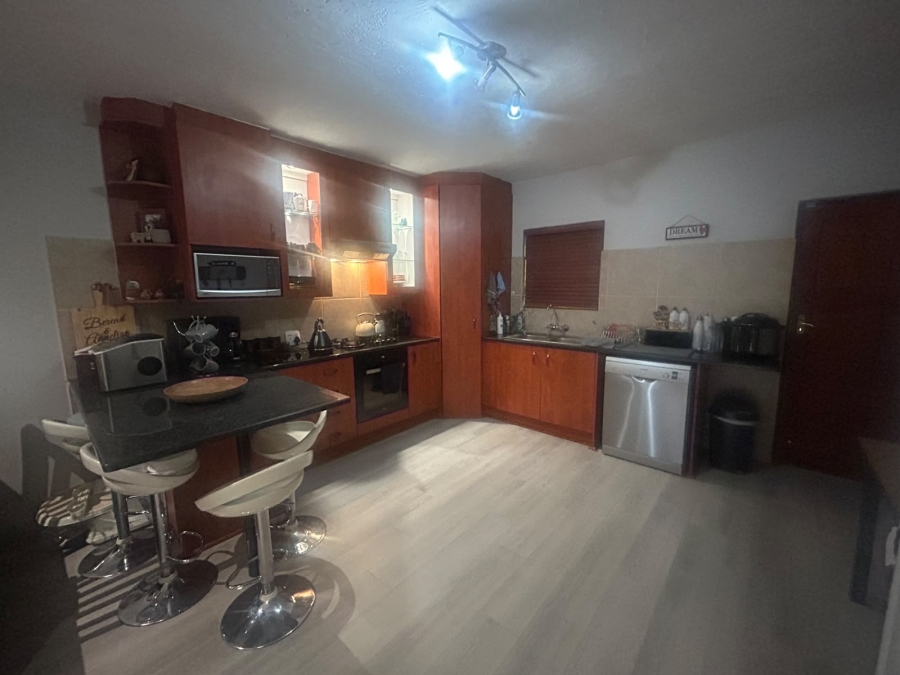2 Bedroom Property for Sale in Sugar Bush Estate Gauteng