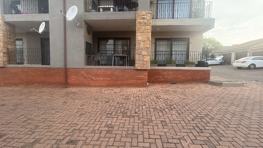 2 Bedroom Property for Sale in Sugar Bush Estate Gauteng