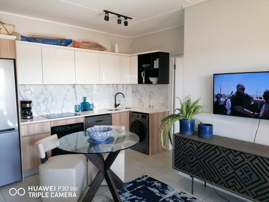 To Let 1 Bedroom Property for Rent in Waterfall Gauteng