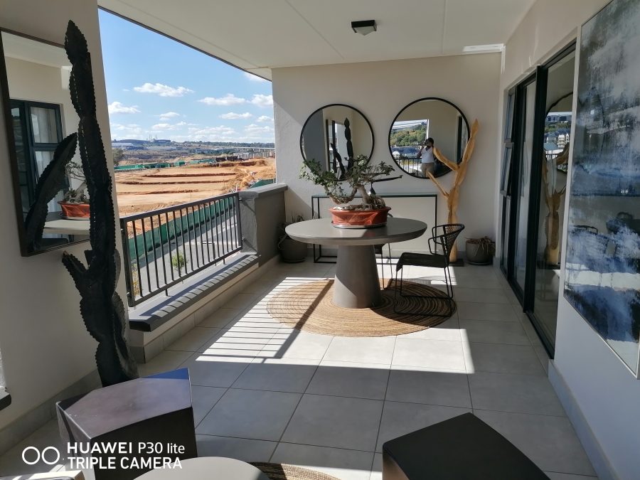 To Let 1 Bedroom Property for Rent in Waterfall Gauteng