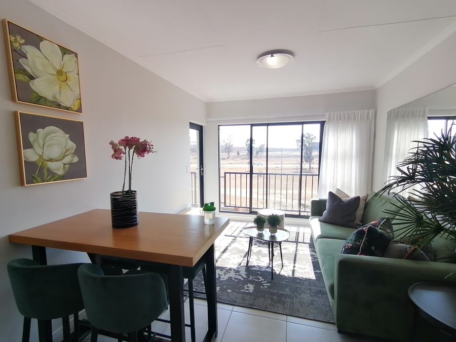 To Let 1 Bedroom Property for Rent in Waterfall Gauteng