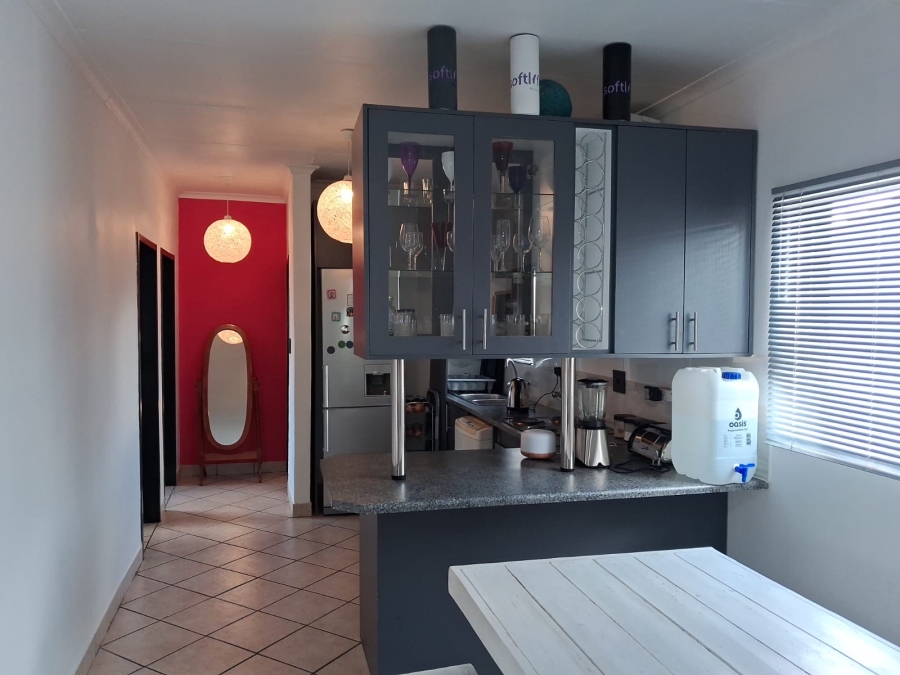 2 Bedroom Property for Sale in Country View Gauteng