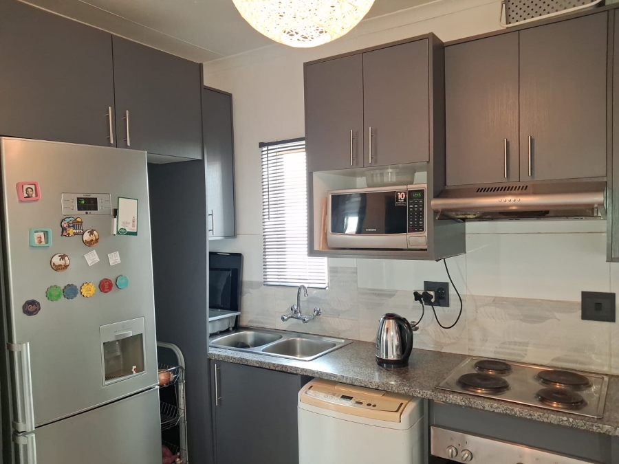 2 Bedroom Property for Sale in Country View Gauteng