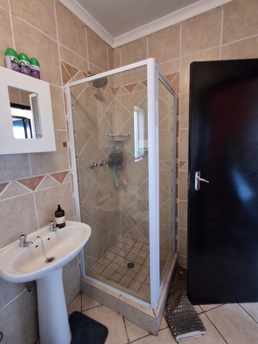 2 Bedroom Property for Sale in Country View Gauteng