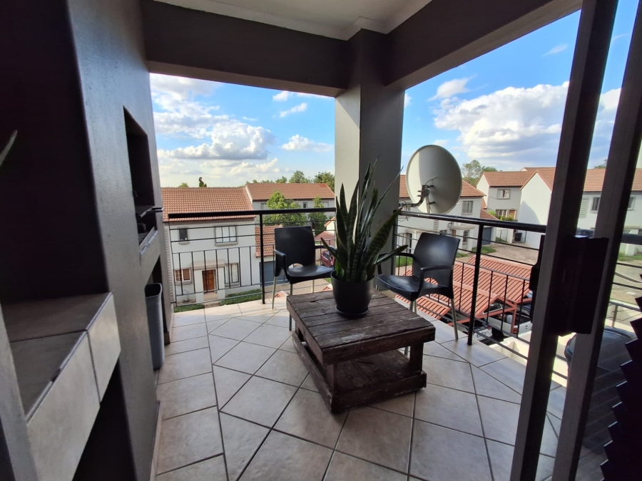 2 Bedroom Property for Sale in Country View Gauteng