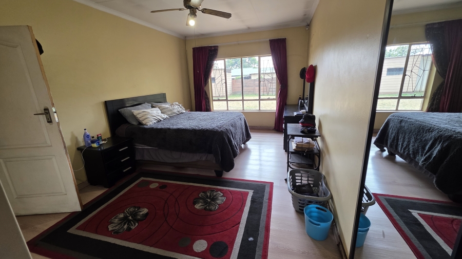 4 Bedroom Property for Sale in Kilner Park Gauteng
