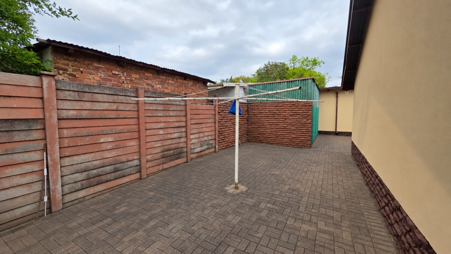 4 Bedroom Property for Sale in Kilner Park Gauteng