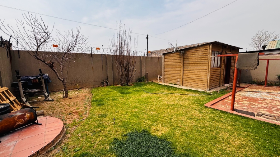 3 Bedroom Property for Sale in Delmore Park Gauteng