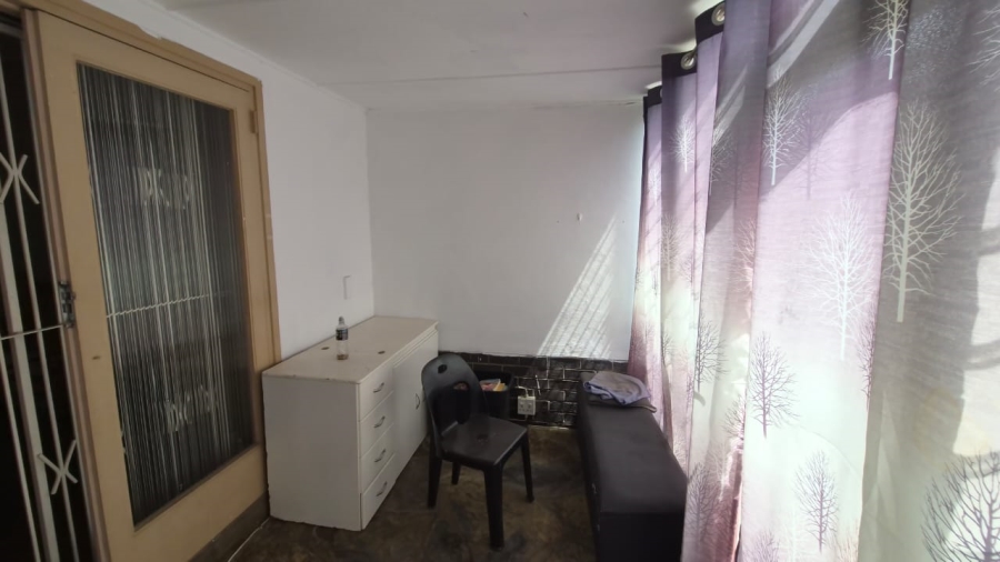 To Let 4 Bedroom Property for Rent in Les Marais Gauteng