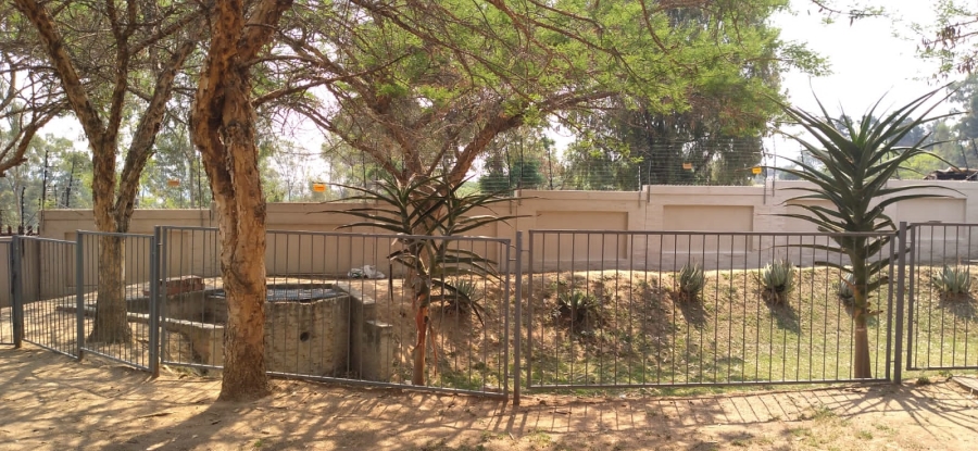 To Let 0 Bedroom Property for Rent in Wilgeheuwel Gauteng