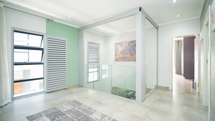 To Let 3 Bedroom Property for Rent in Edenburg Gauteng