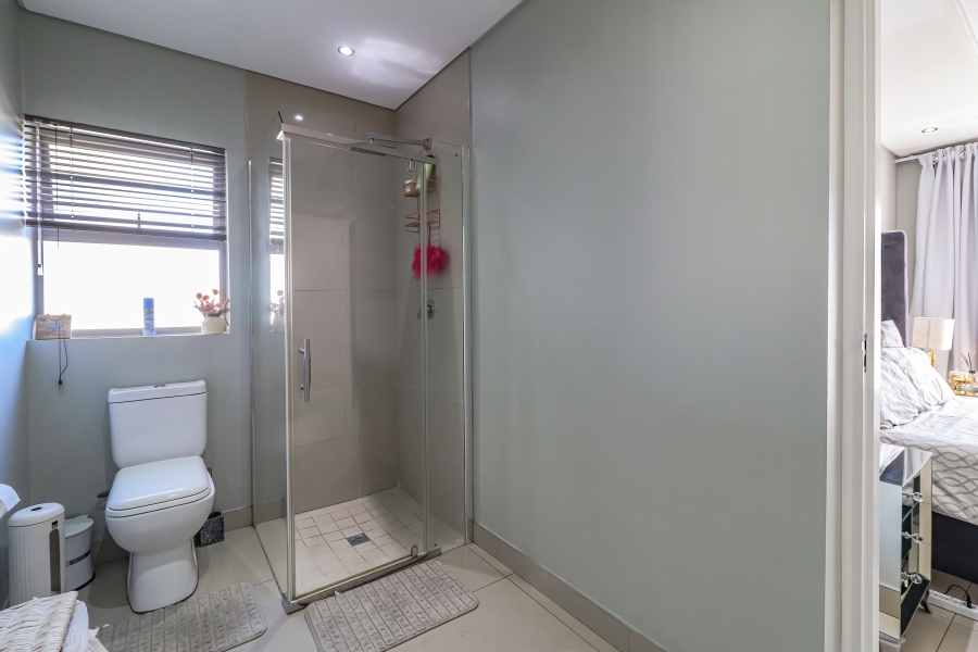 2 Bedroom Property for Sale in Broadacres Gauteng