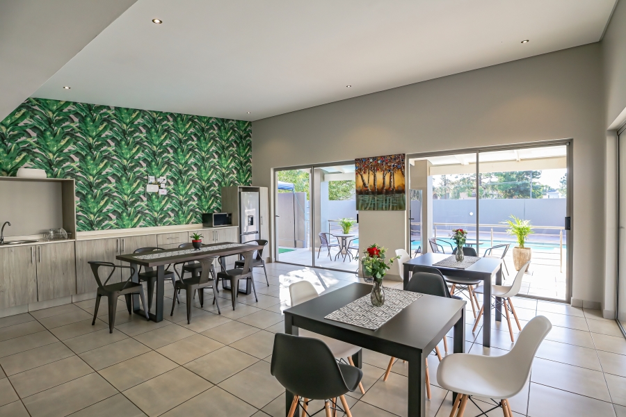 2 Bedroom Property for Sale in Broadacres Gauteng