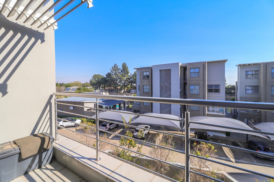 2 Bedroom Property for Sale in Broadacres Gauteng