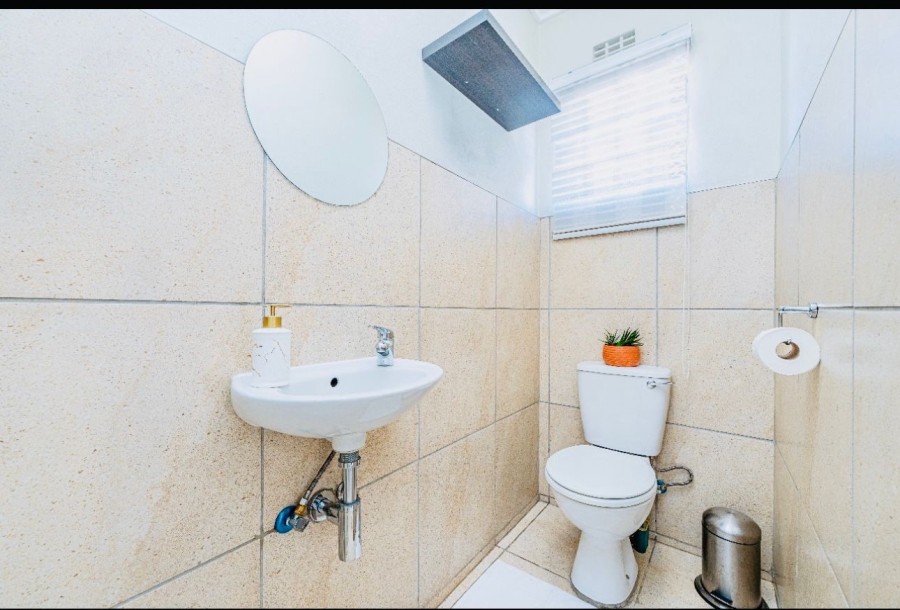 To Let 4 Bedroom Property for Rent in Mindalore Gauteng