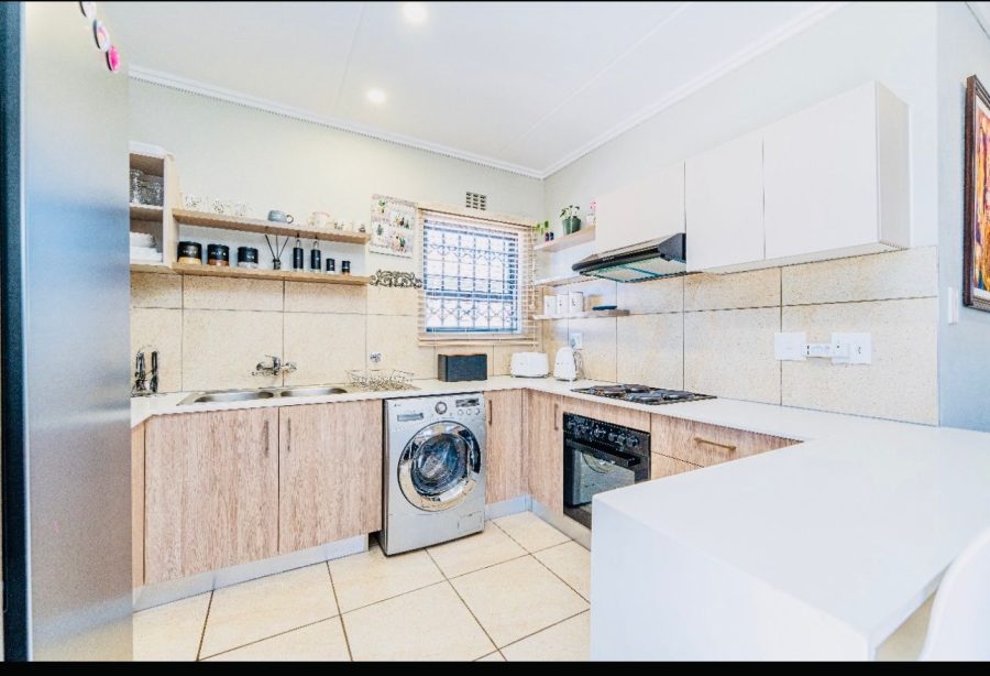 To Let 4 Bedroom Property for Rent in Mindalore Gauteng