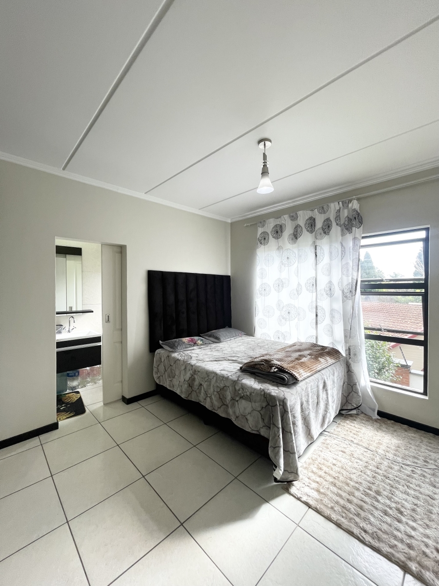 2 Bedroom Property for Sale in Fourways Gauteng