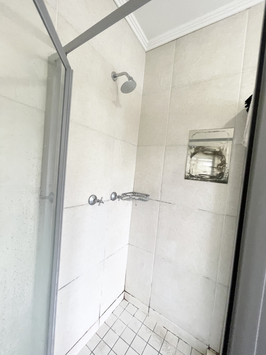 2 Bedroom Property for Sale in Fourways Gauteng