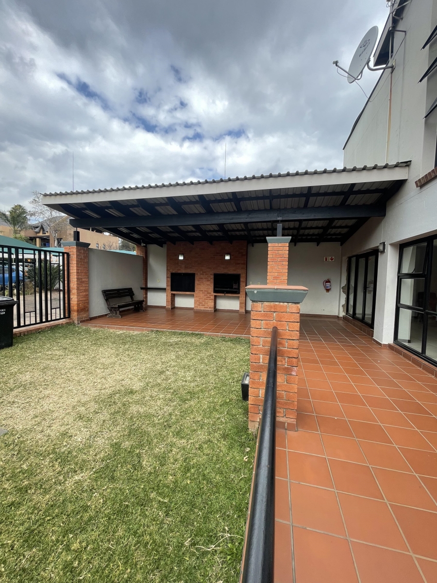2 Bedroom Property for Sale in Fourways Gauteng
