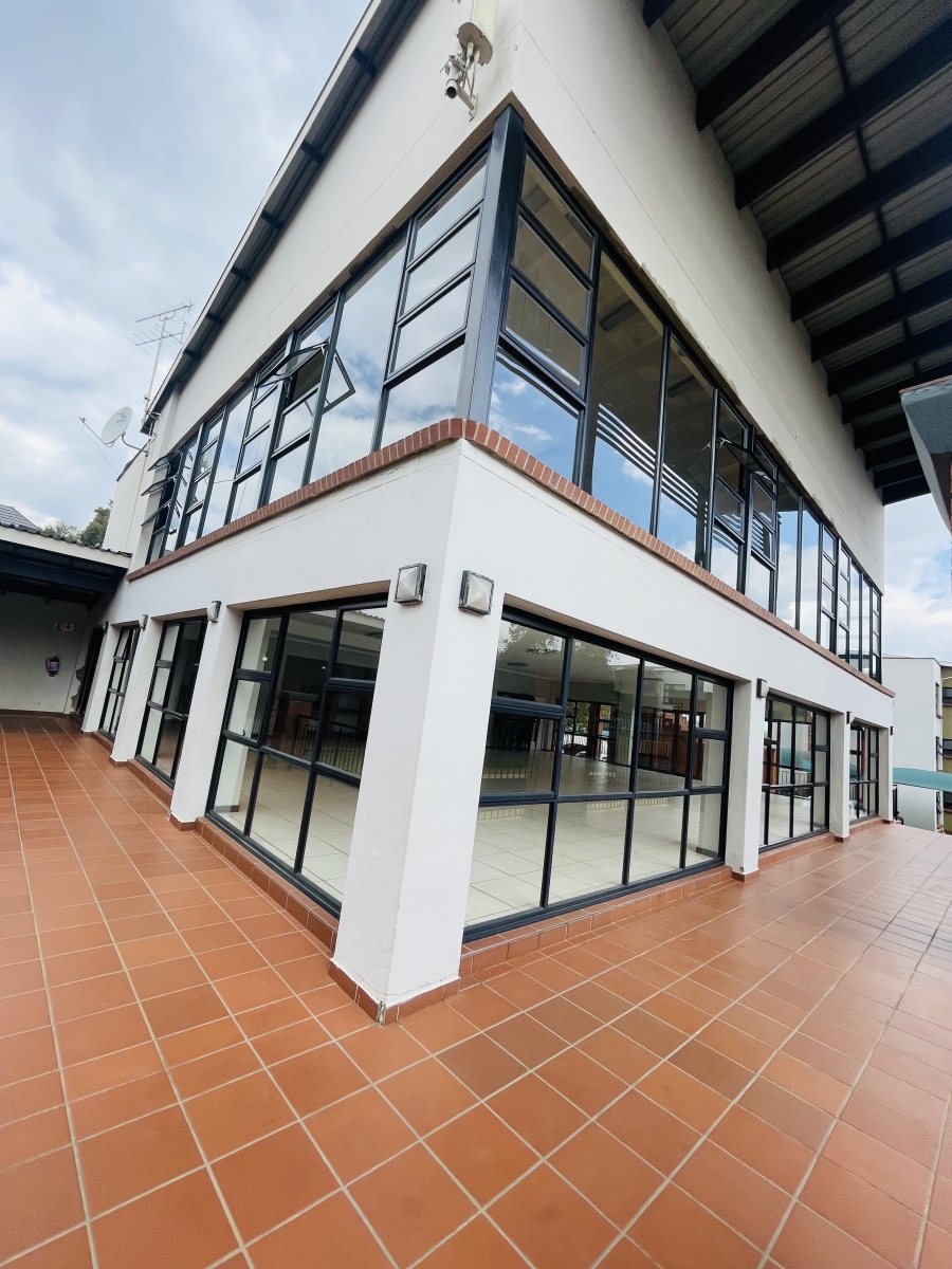 2 Bedroom Property for Sale in Fourways Gauteng