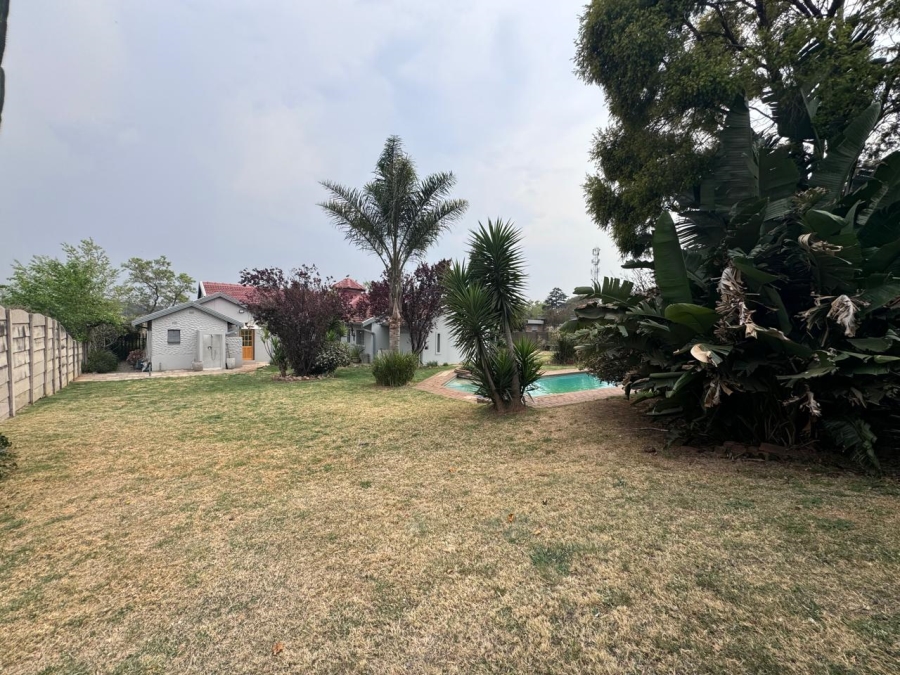 3 Bedroom Property for Sale in Bonaero Park Gauteng