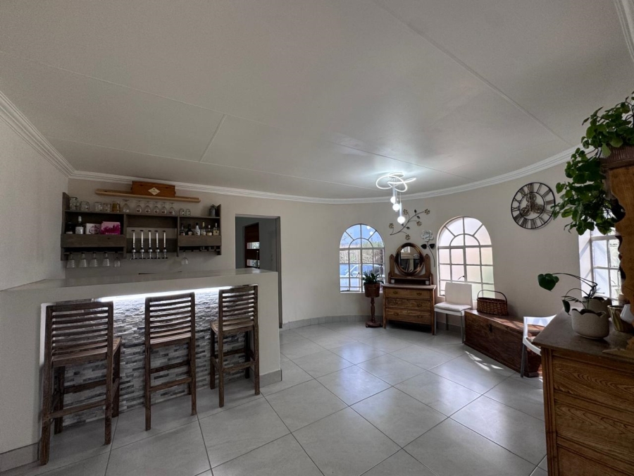 3 Bedroom Property for Sale in Bonaero Park Gauteng