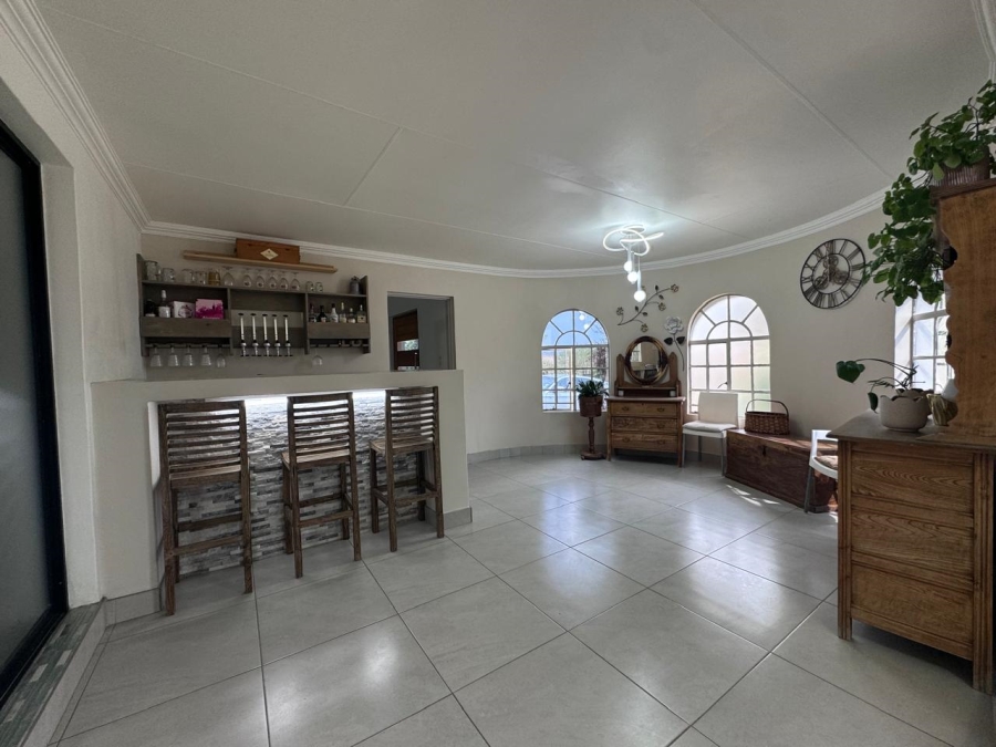 3 Bedroom Property for Sale in Bonaero Park Gauteng