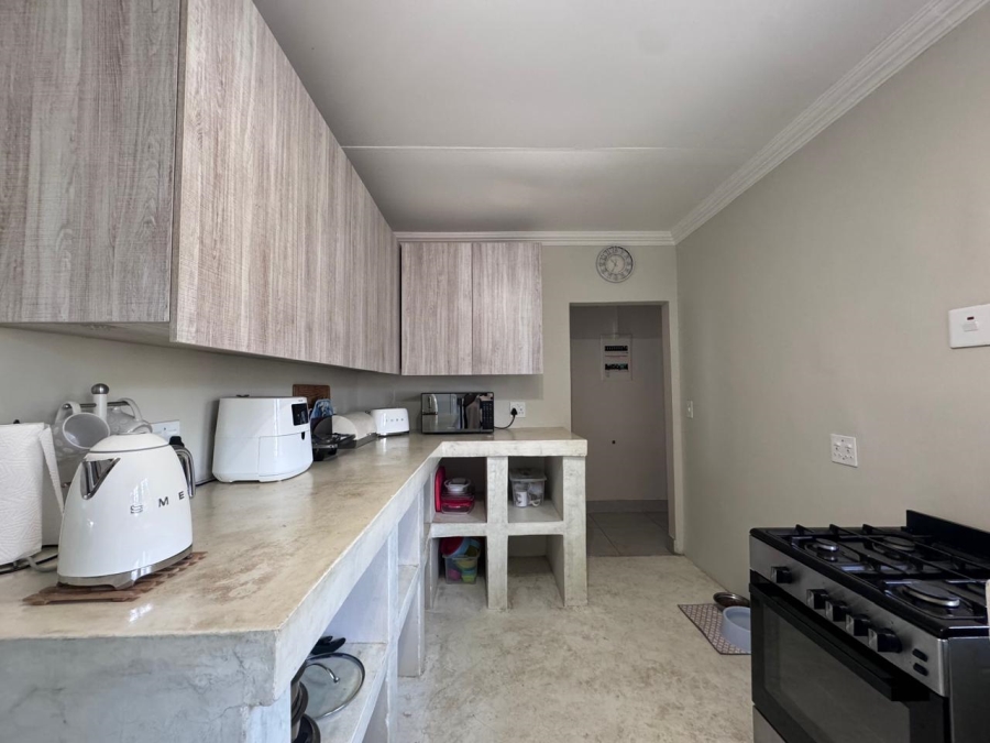 3 Bedroom Property for Sale in Bonaero Park Gauteng