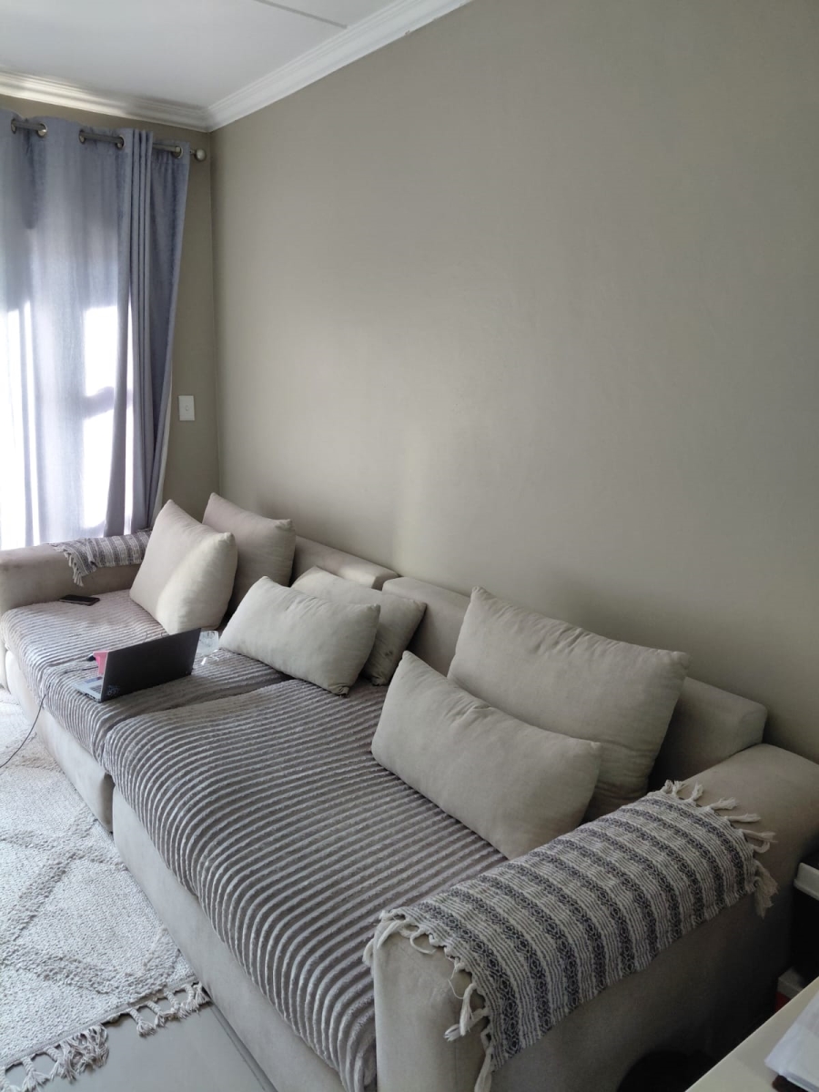 2 Bedroom Property for Sale in Halfway Gardens Gauteng