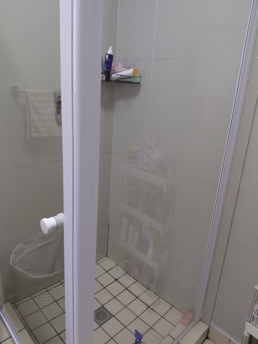 2 Bedroom Property for Sale in Halfway Gardens Gauteng