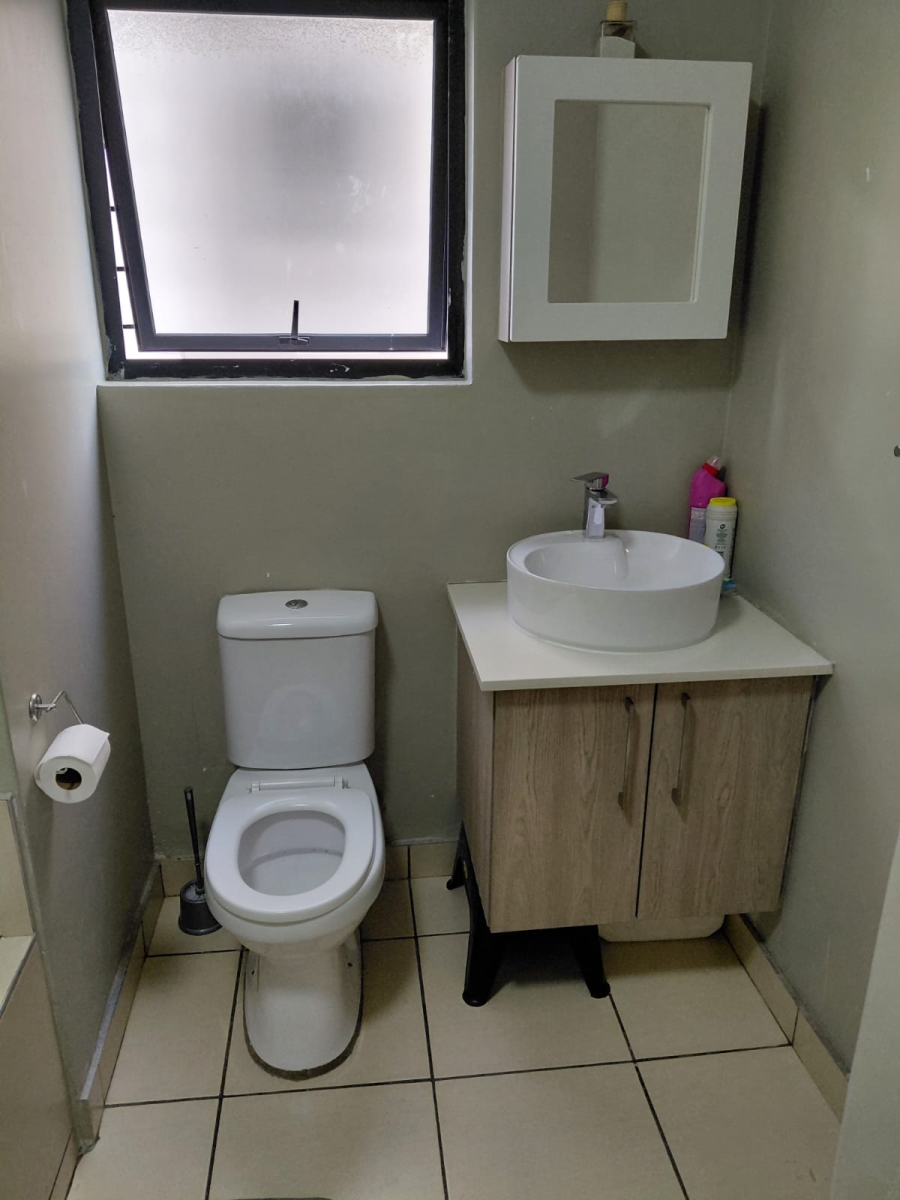 2 Bedroom Property for Sale in Halfway Gardens Gauteng