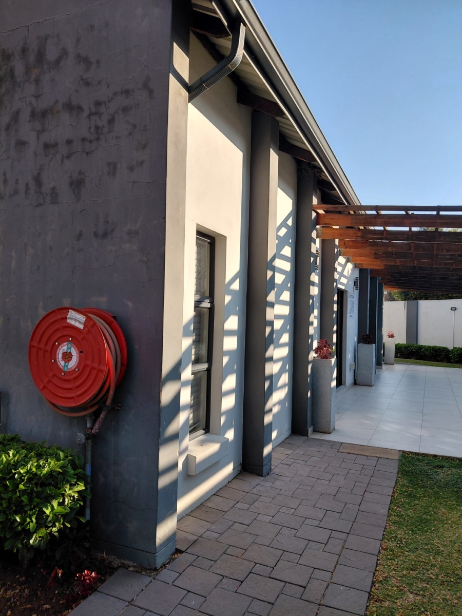 2 Bedroom Property for Sale in Halfway Gardens Gauteng