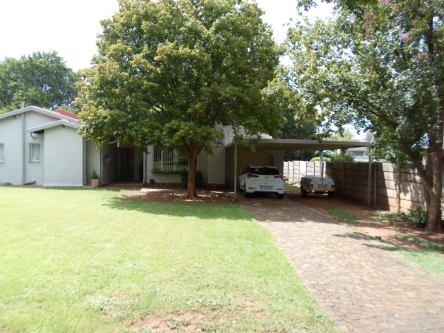 3 Bedroom Property for Sale in Doringkloof Gauteng
