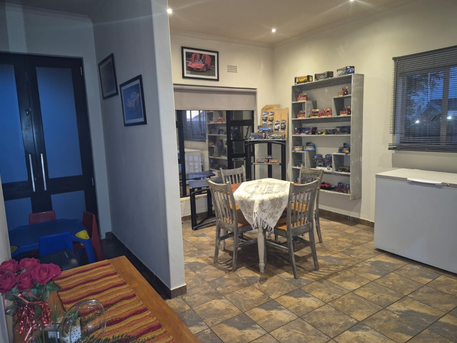 3 Bedroom Property for Sale in Hillshaven Gauteng