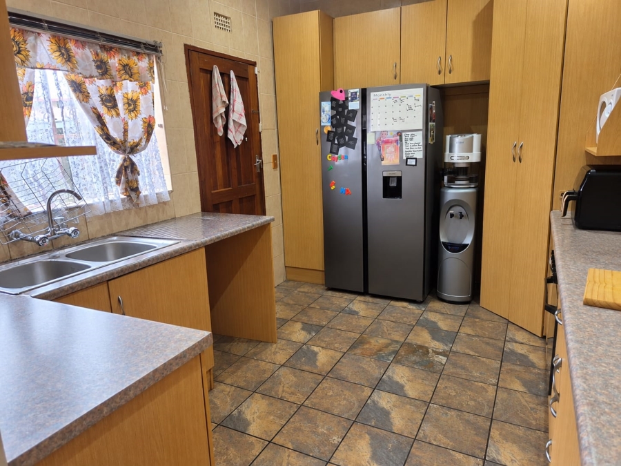 3 Bedroom Property for Sale in Hillshaven Gauteng