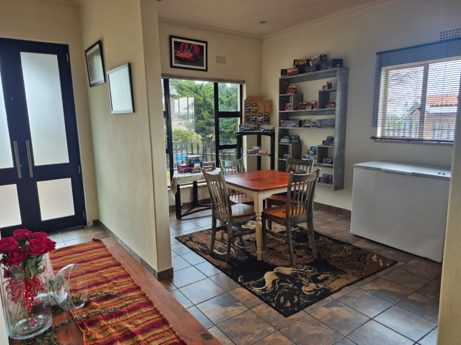 3 Bedroom Property for Sale in Hillshaven Gauteng
