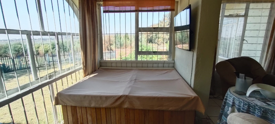 4 Bedroom Property for Sale in Hillshaven Gauteng