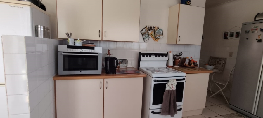 4 Bedroom Property for Sale in Hillshaven Gauteng