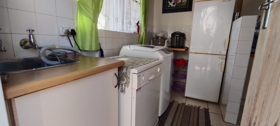4 Bedroom Property for Sale in Hillshaven Gauteng