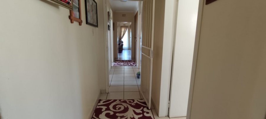 4 Bedroom Property for Sale in Hillshaven Gauteng