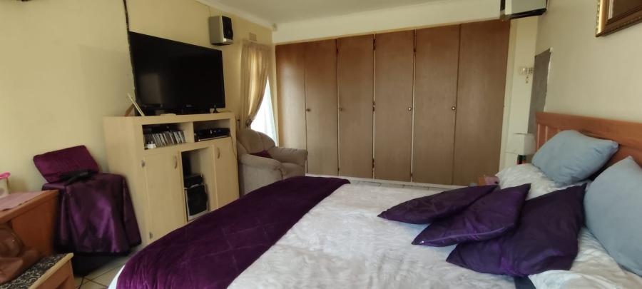 4 Bedroom Property for Sale in Hillshaven Gauteng