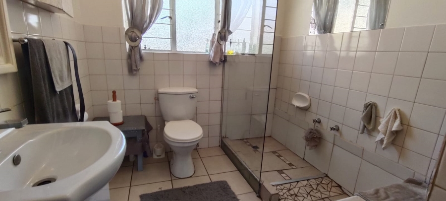4 Bedroom Property for Sale in Hillshaven Gauteng