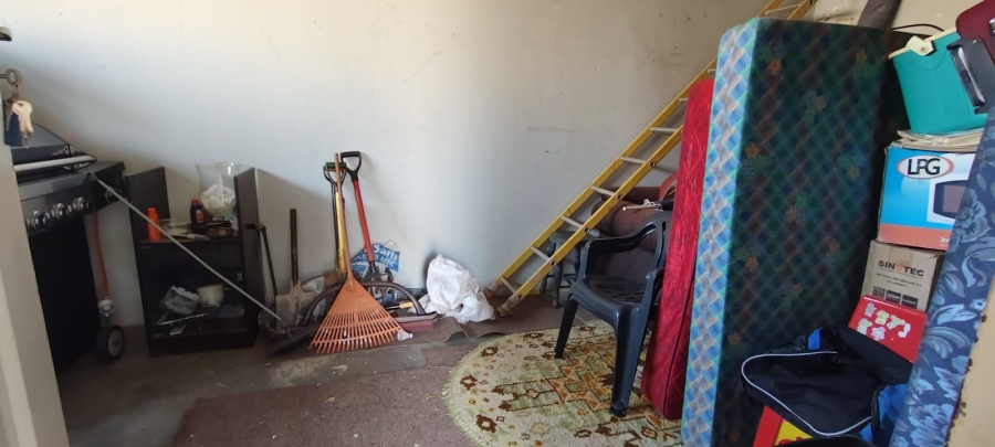 4 Bedroom Property for Sale in Hillshaven Gauteng