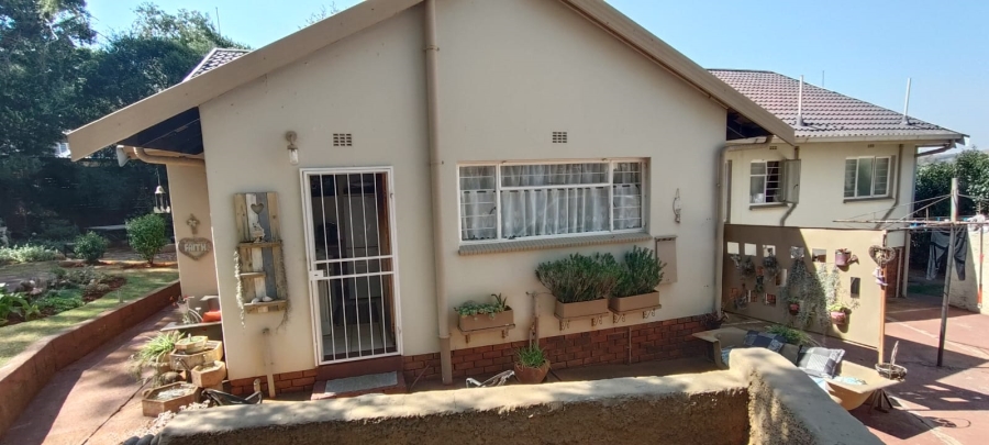 4 Bedroom Property for Sale in Hillshaven Gauteng