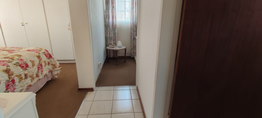 3 Bedroom Property for Sale in Westonaria Gauteng