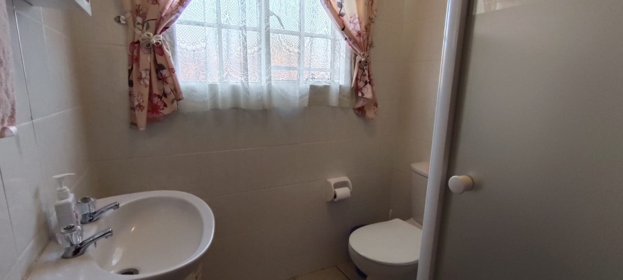 3 Bedroom Property for Sale in Westonaria Gauteng