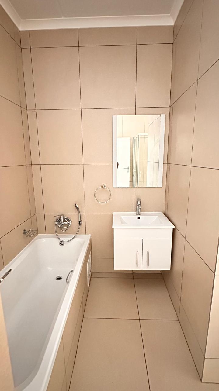 1 Bedroom Property for Sale in Lilianton Gauteng