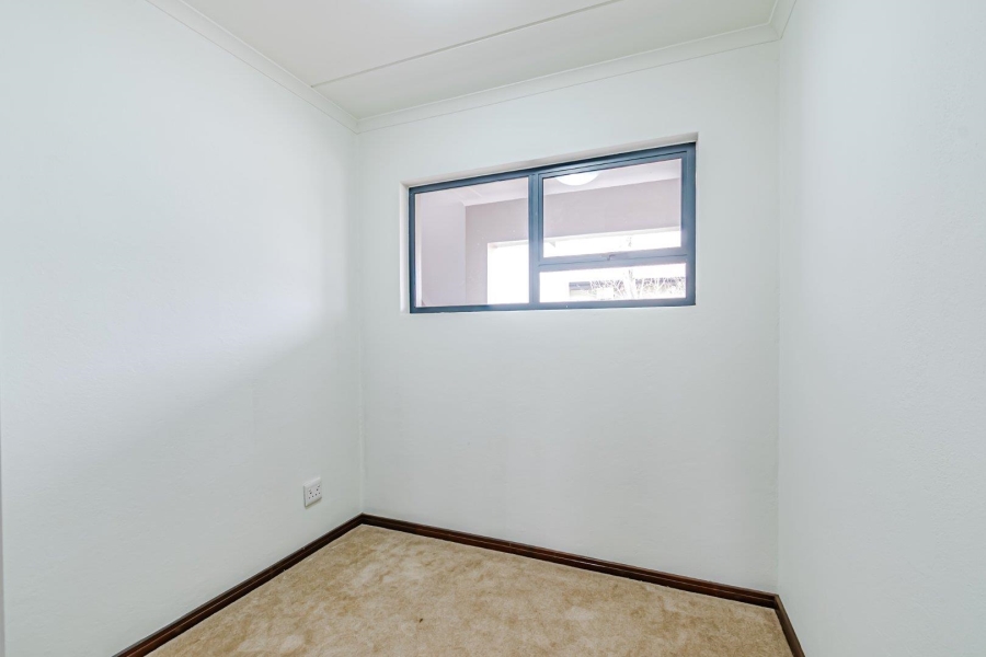 2 Bedroom Property for Sale in Carlswald Gauteng