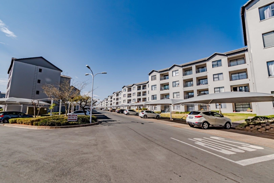 2 Bedroom Property for Sale in Carlswald Gauteng
